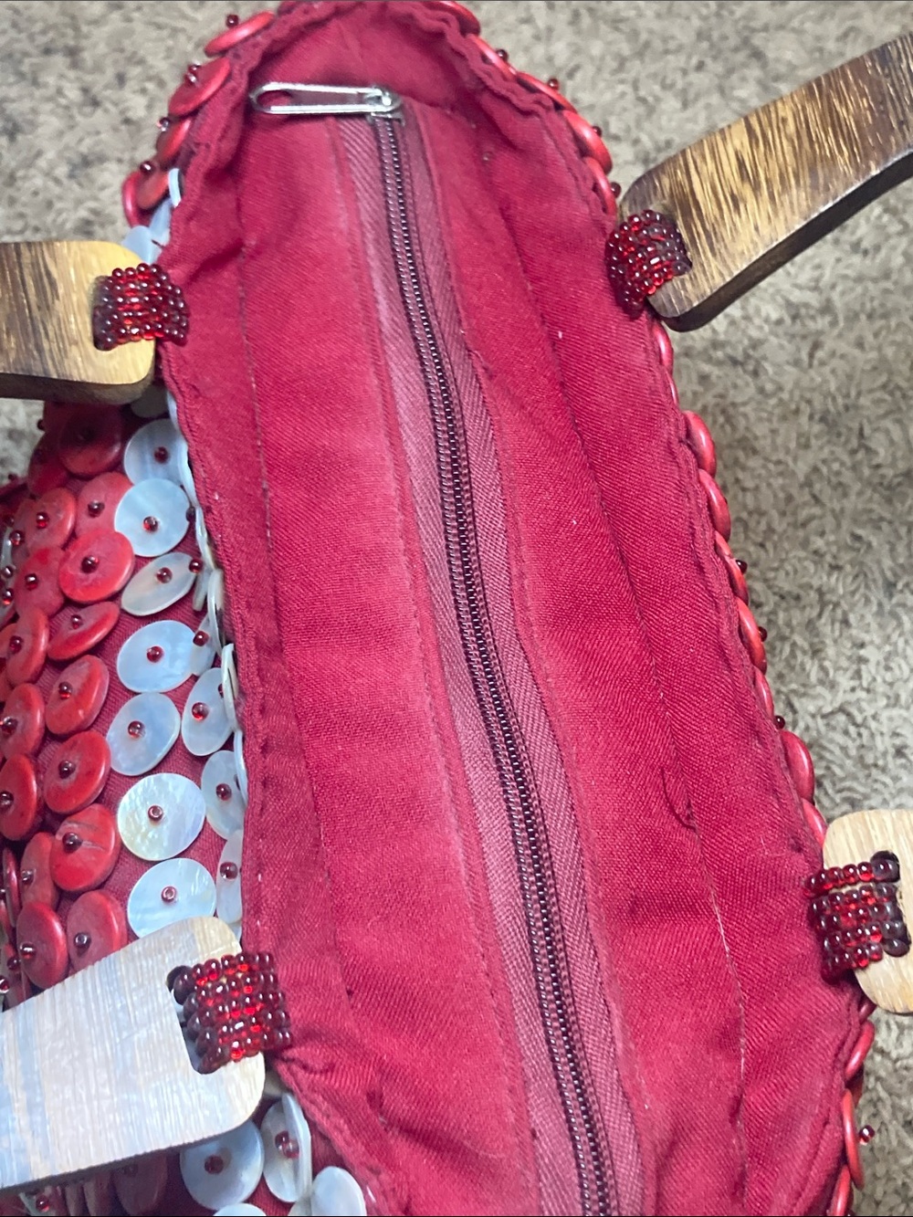 Handheld Red Sequin Wooden Handle Women's Bag - Picture 9 of 10